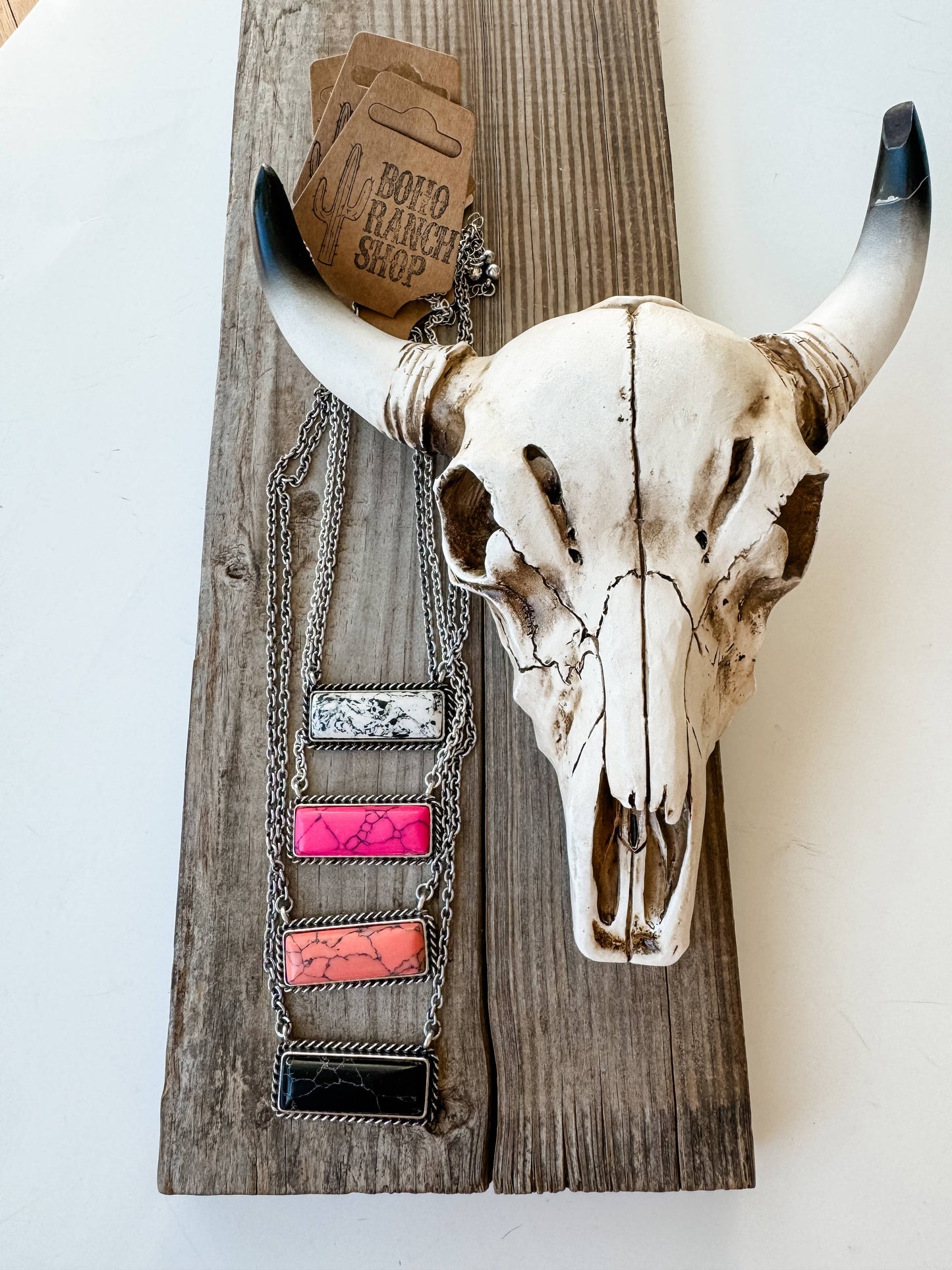 Semi Stone Bar Necklace/Black