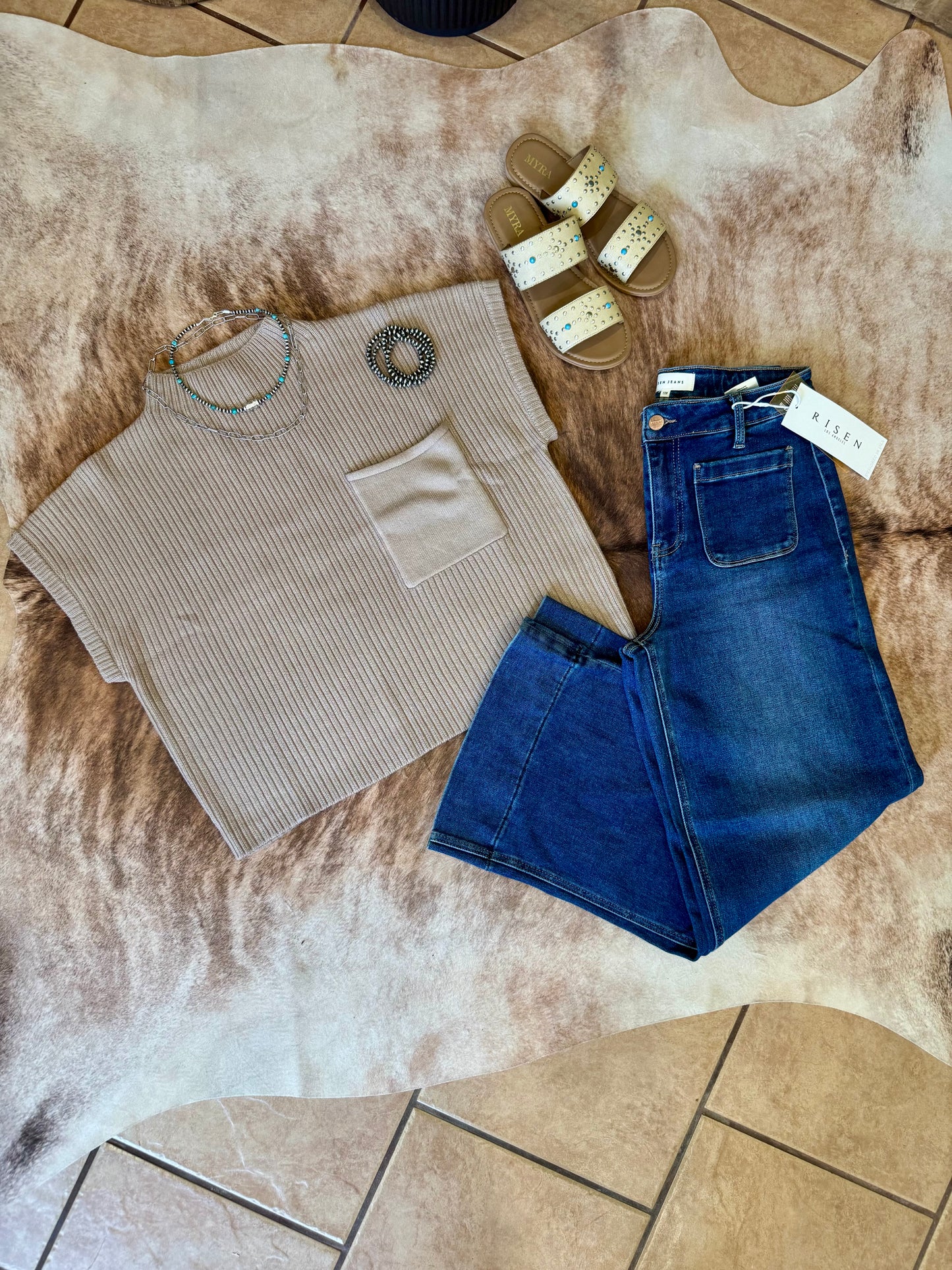 MOCK NECK W/POCKET SHORT SLEEVE KNIT SWEATER