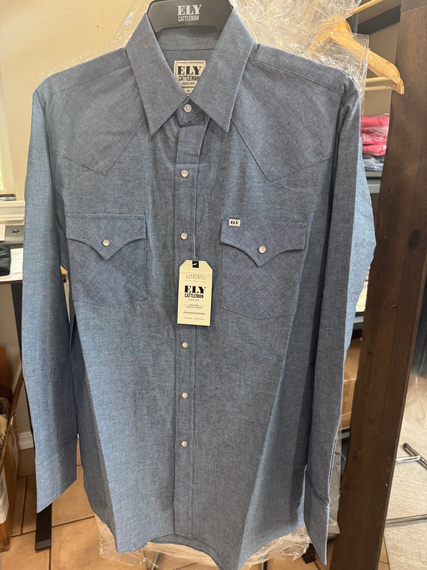 MEN'S L/S CHAMBRAY SHIRT ELY CATTLEMAN