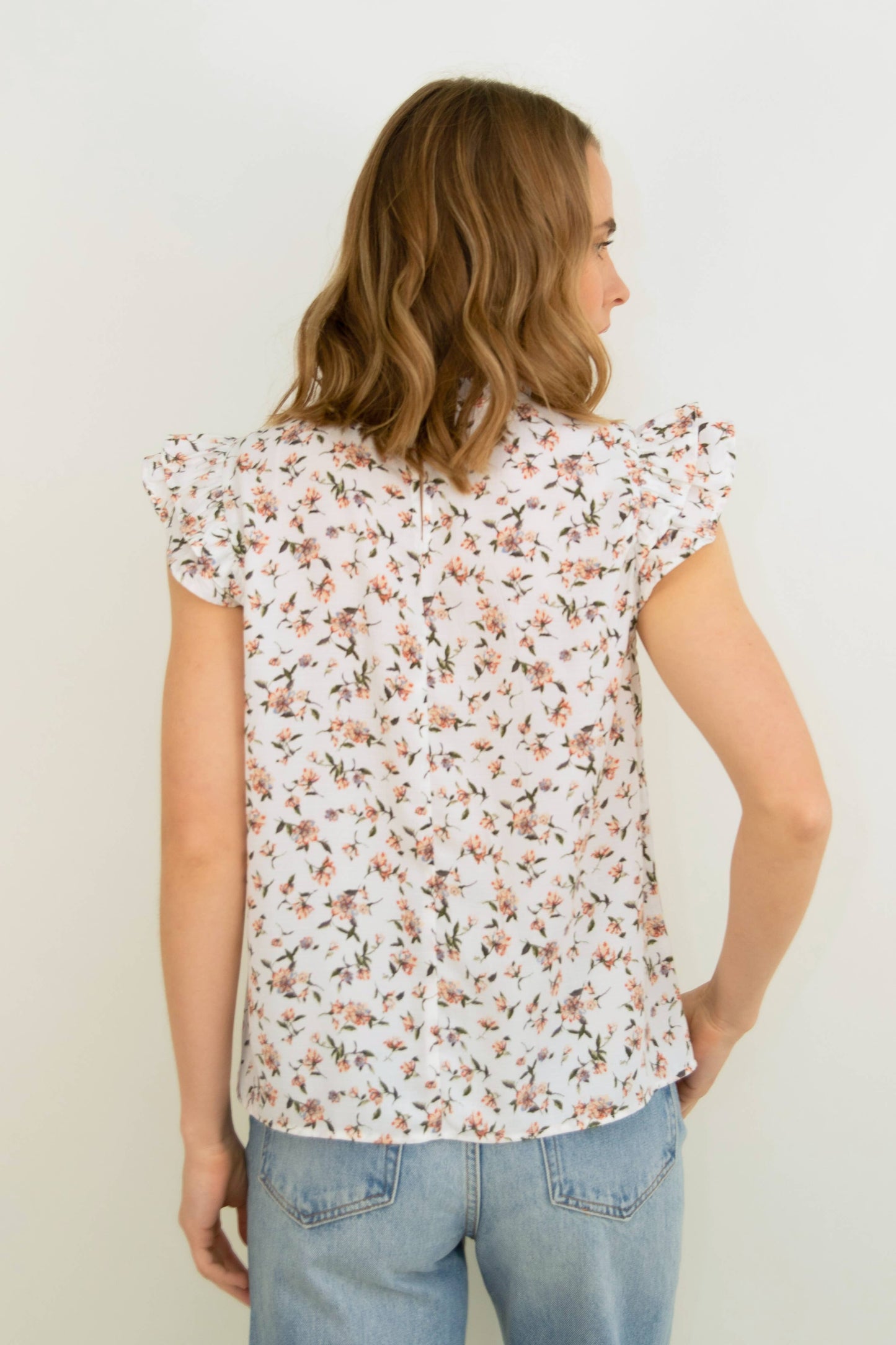 Floral Ruffle Woven Blouse W/Lace