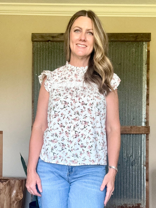 Floral Ruffle Woven Blouse W/Lace